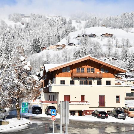 Bergwelt Appartements - Haus Süd Brixen im Thale Exterior foto