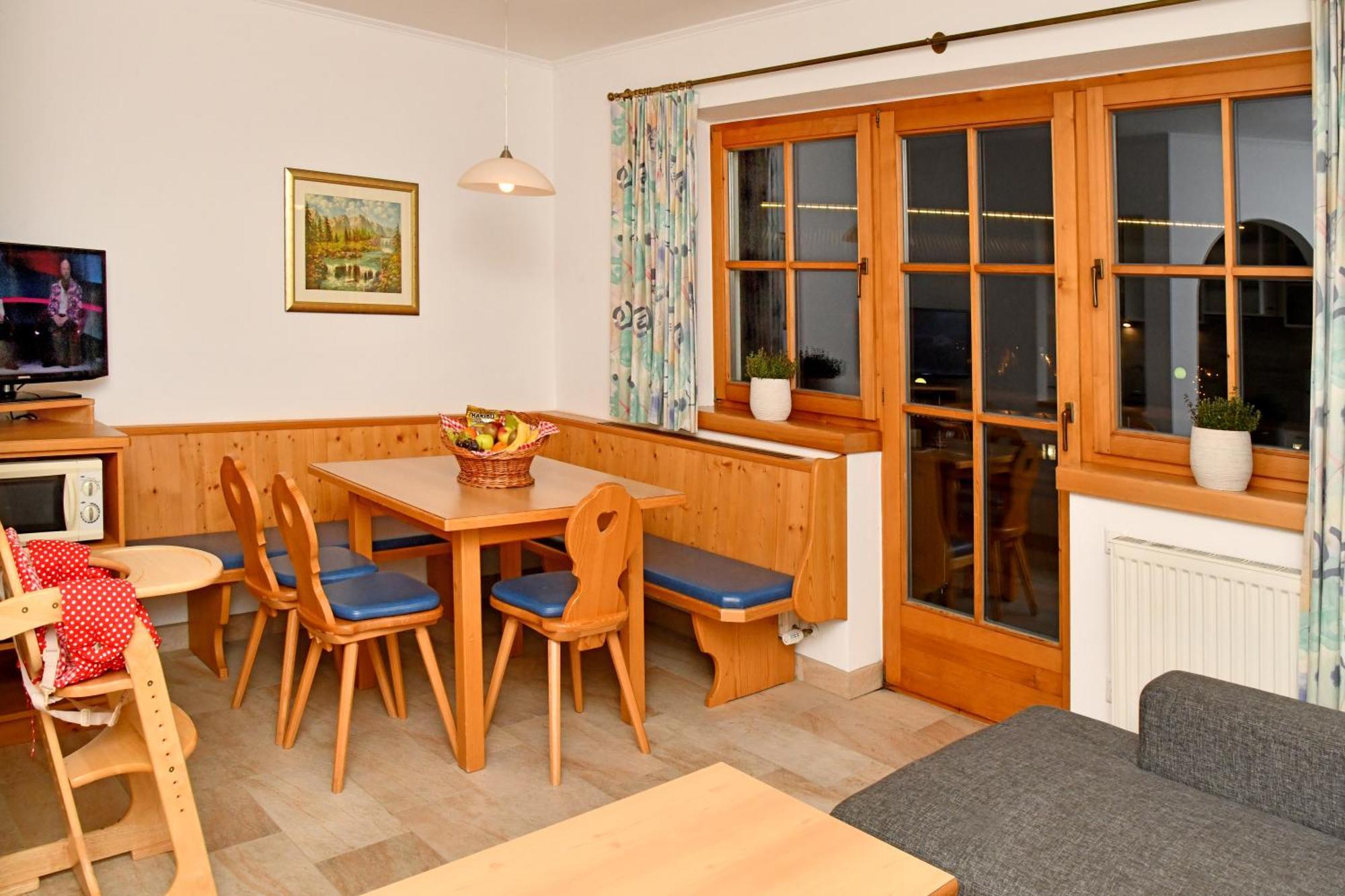 Bergwelt Appartements - Haus Süd Brixen im Thale Exterior foto